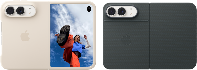 iPhone Duo, finition blanc stellaire dans une coque en silicone sable, mode paysage, entièrement ouvert en position horizontale, double caméra Fusion en haut à gauche, une coque recouvre la face extérieure arrière et le bord de l’écran interne, le côté droit présente l’écran externe affichant l’image d’une personne. iPhone Duo, finition blanc stellaire, appuyé sur le Folio marine avec support, complètement ouvert à l’horizontale ; la face extérieure arrière met en évidence la double caméra Fusion 48 MP, deux objectifs