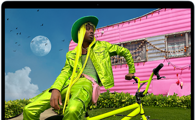 Vue d’un MacBook Air mettant en valeur l’écran Liquid Retina